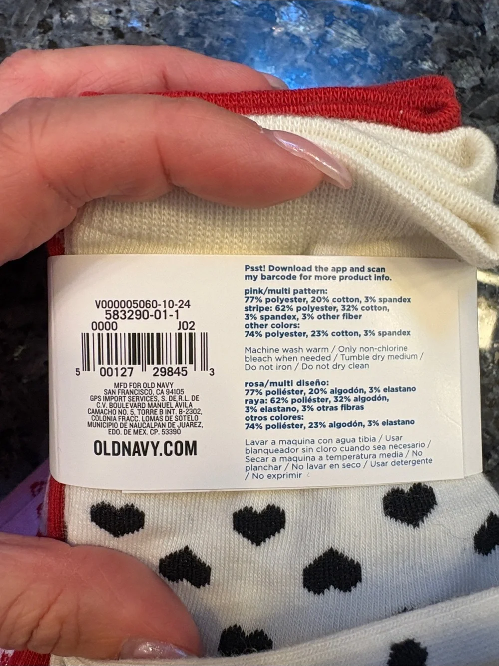NWT Old Navy 6 pack quarter crew socks with red pink heart valentine motif